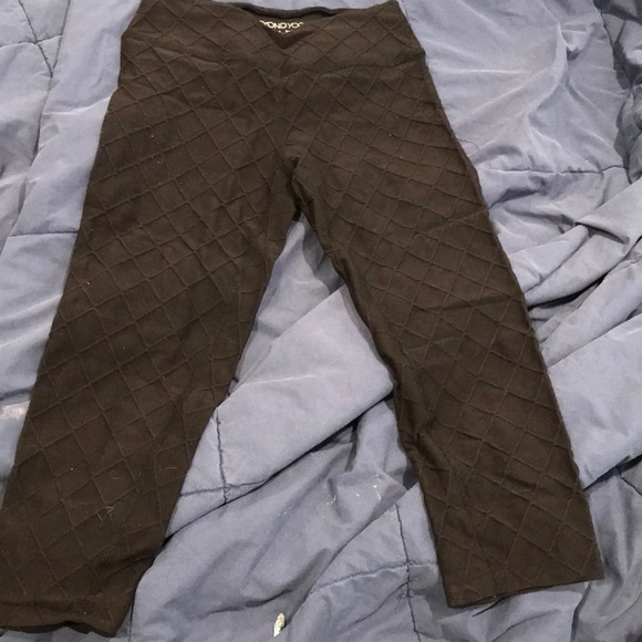 Beyond Yoga yoga capris - Picture 1 of 1